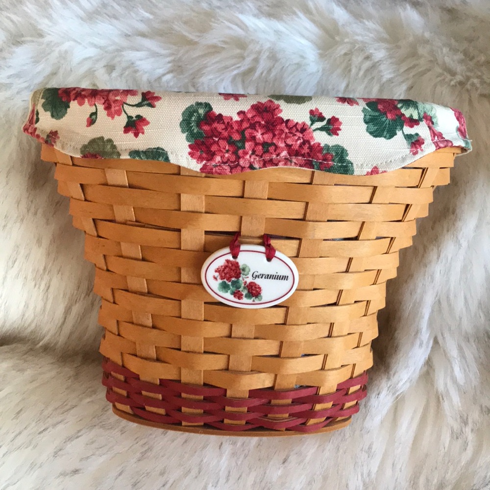🧺 Longaberger Geranium Basket *Signed*
